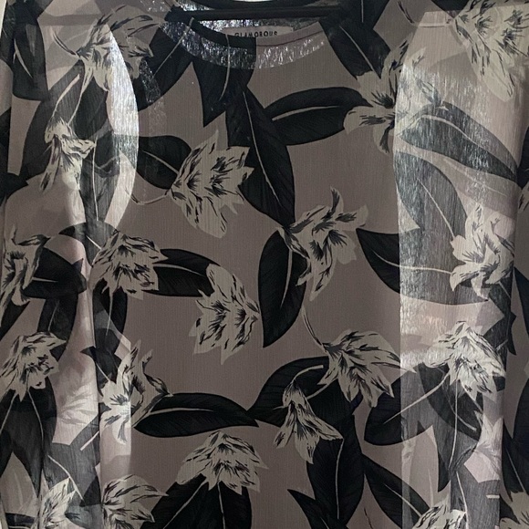 Layered neutral floral print dress - Picture 3 of 5